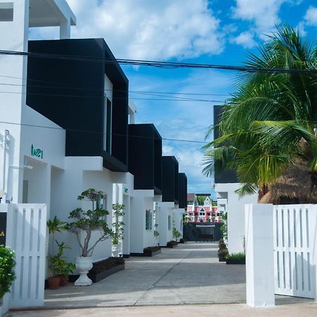 Jj Resort Pattaya Exteriör bild
